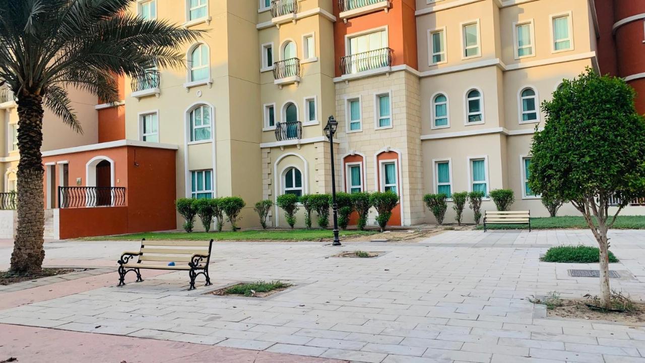Expo Backpackers Hostel Dubai Buitenkant foto