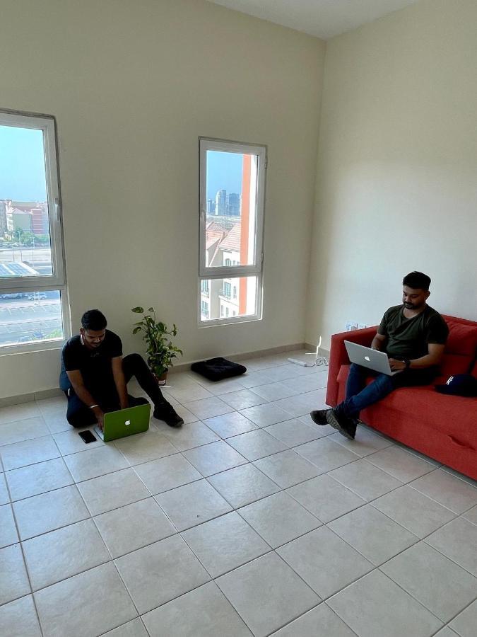 Expo Backpackers Hostel Dubai Buitenkant foto